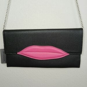 Lip Black and Pink Shoulder Purse